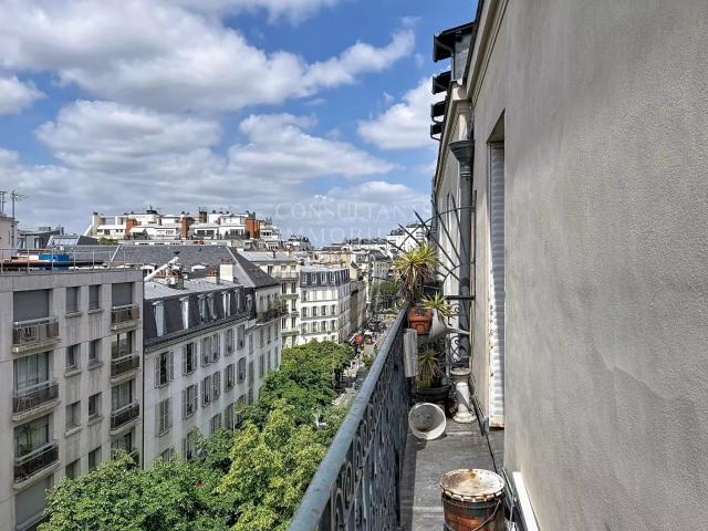 CAMBRONNE 4 PIÈCES ÉTAGE ÉLEVÉ BALCON