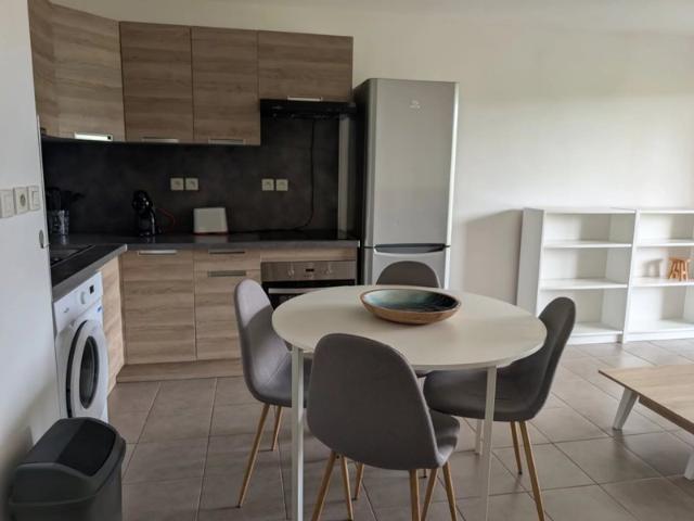 Cambrai proche Centre Ville appartement T2 meublé