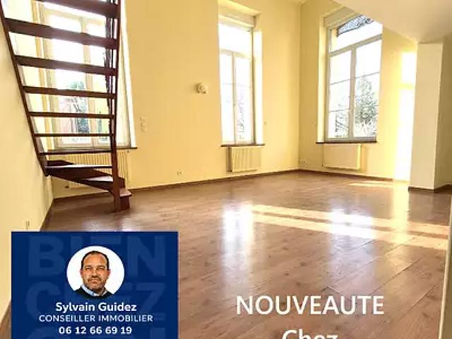Cambrai 59400 Achat / Vente appartement 2 pièces t2 au dernier étage