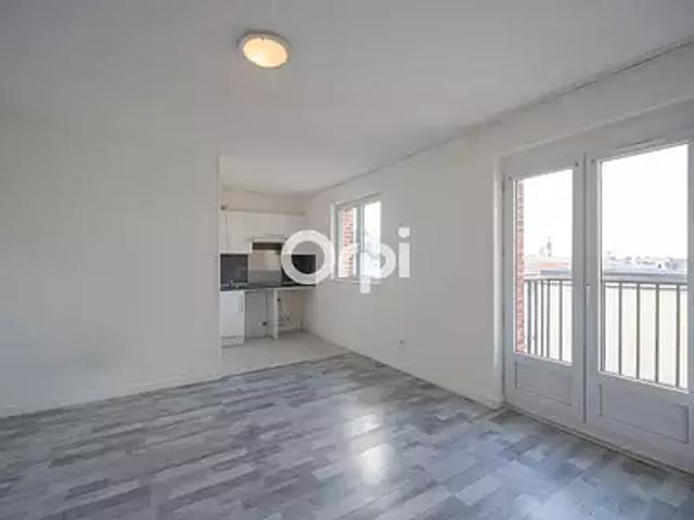 Cambrai 59400 Location appartement 1 pièce t1 balcon