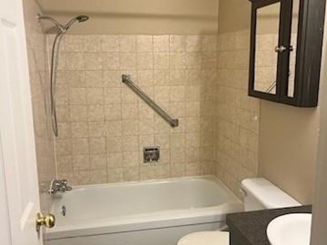 Camelot Place 1 Bedroom Apartment for Rent at 100 Mount Pleasant Dr, Camrose, AB T4V 2M6