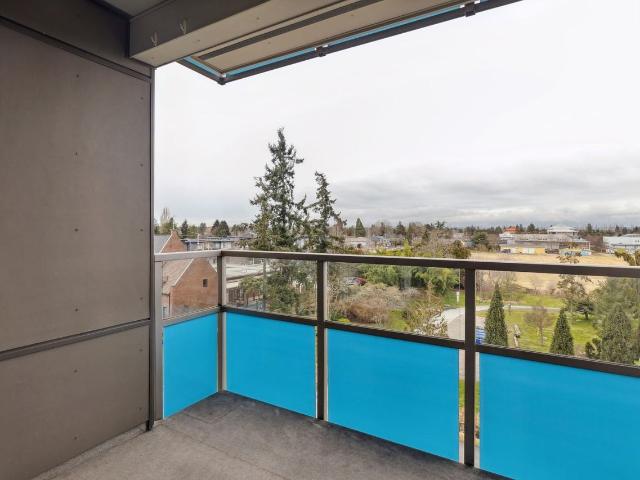 Camellia 1 Bedroom Apartment for Rent at 10820 No. 5 Rd, Richmond, BC V6W 0B5
