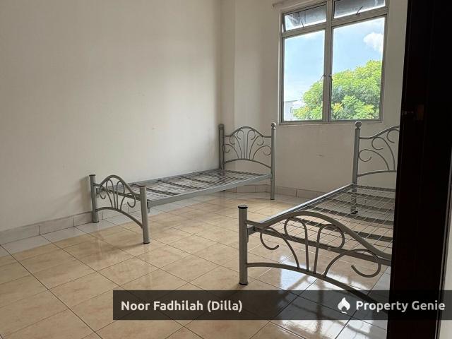 Camellia Court Nilai Impian Good Condition Tingkat 3 Booking 1k Full Loan