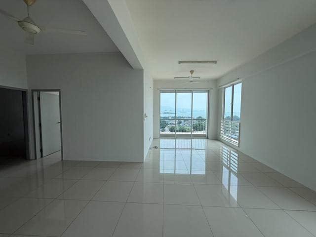 Camellia Park Condominium Corner Seaview 2 Side by Side Parking Unit