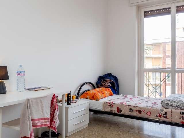 Camera doppia in appartamento a Greco, Milano
