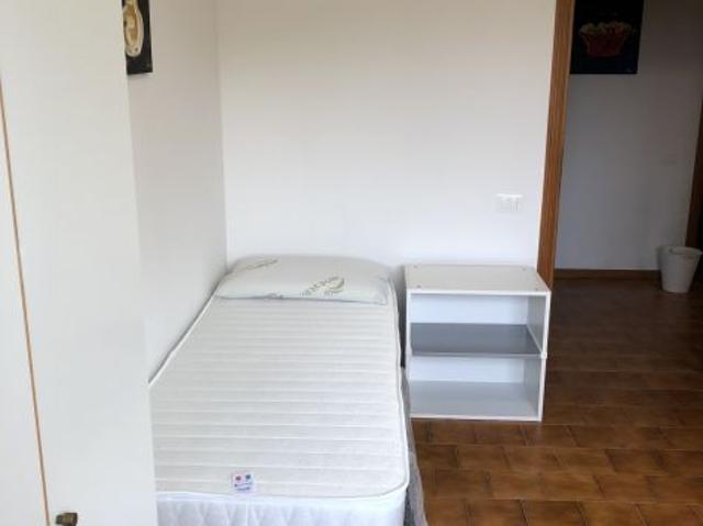 Camera doppia/ singola 2 posti letto, vicino scienze motorie zona ospedale