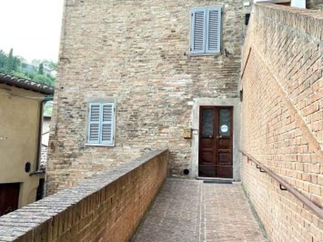 Camera doppia / singola per ragazza centro storico