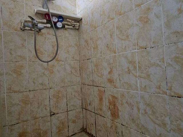 Camera Florilor, etajul 1, mobilata, libera, 18500 Euro