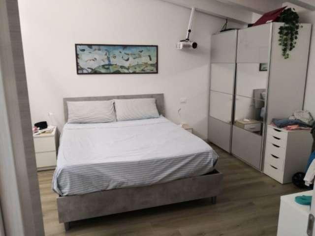 Camera in affitto in un appartamento con 5 camere da letto a Voltabarozzo, Padova