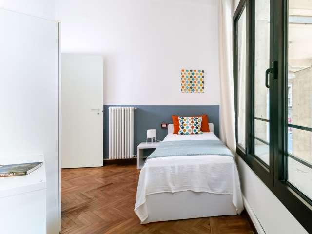 Camera in affitto in un appartamento condiviso con 4 camere da letto ad Alto Reno Terme