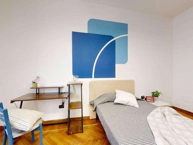 Camera in affitto in un appartamento condiviso con 5 camere da letto a Padova