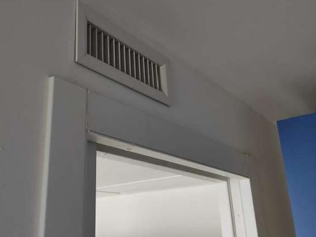 Camera in affitto in appartamento con 2 camere da letto a Milano