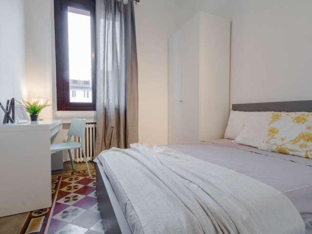 Camera in affitto in appartamento con 2 camere da letto a Milano