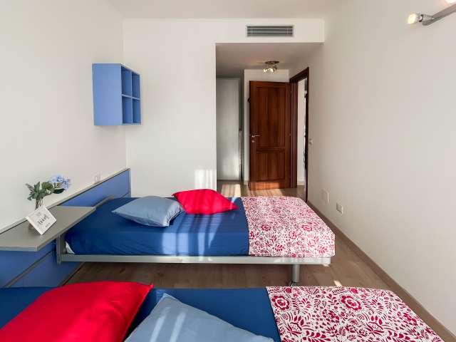 Camera in affitto in appartamento con 2 camere da letto a Milano