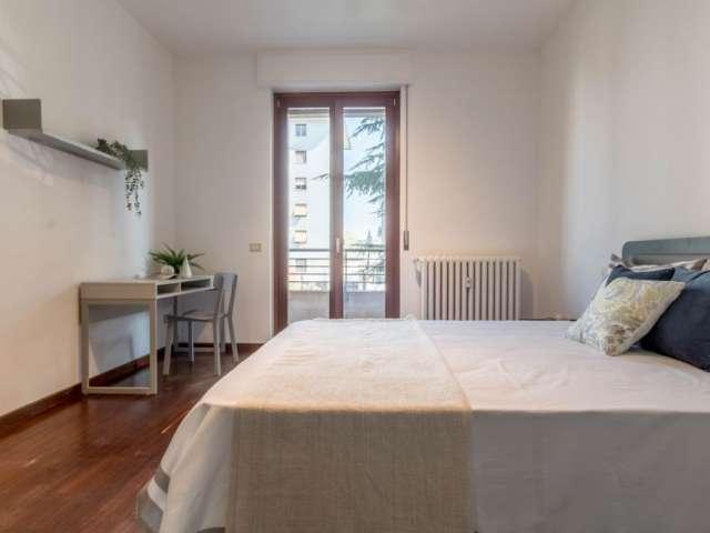 Camera in affitto in appartamento con 2 camere da letto a Milano