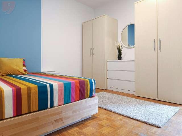 Camera in affitto in appartamento con 4 camere da letto a Cognola, Trento