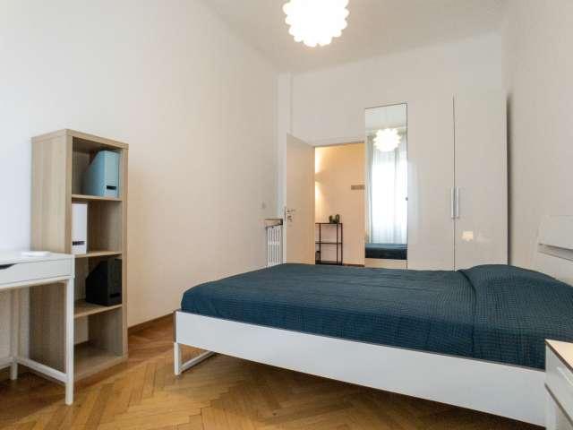 Camera in affitto in appartamento con 5 camere da letto a Città Studi, Milano