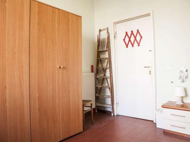 Camera in affitto in appartamento condiviso con 4 camere da letto a Nomentano