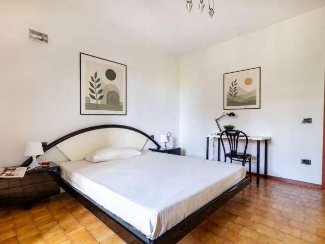 Camera in affitto in appartamento condiviso con 3 camere da letto a Firenze