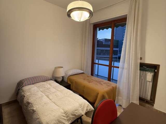 Camera in affitto in appartamento condiviso con 3 camere da letto a Sesto San Giovanni