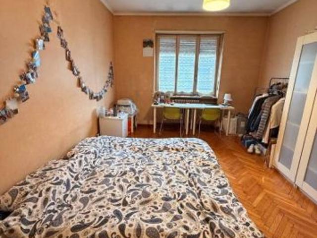 Camera in affitto per studentessa | Torino Centro