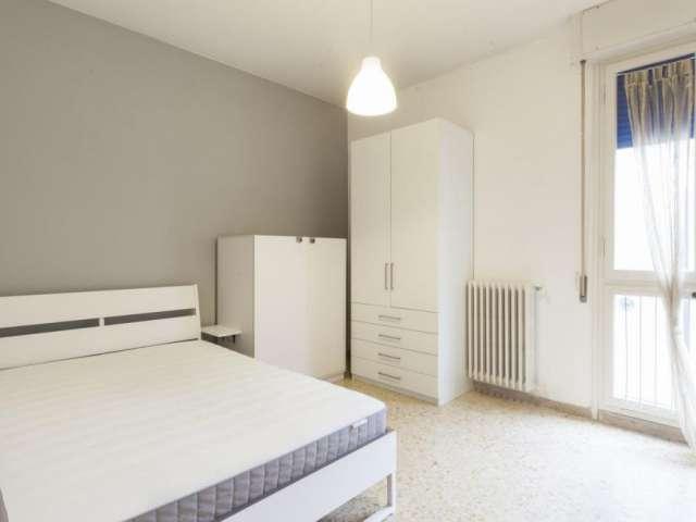 Camera in appartamento con 4 camere da letto a Porta al Prato, Firenze