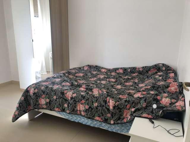 Camera in appartamento condiviso a Milano
