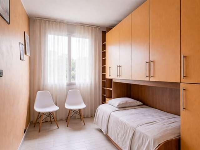 Camera in appartamento condiviso a Milano