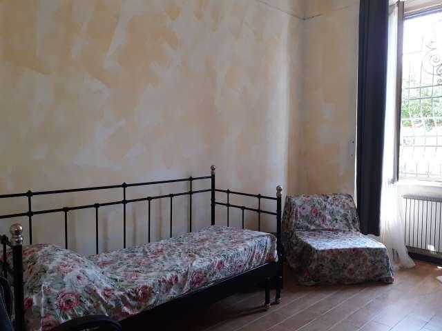 Camera in appartamento condiviso a Milano