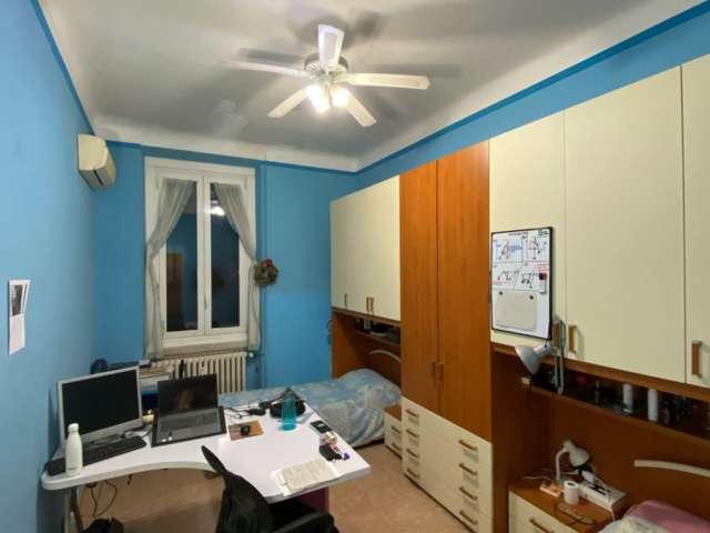 Camera in appartamento condiviso a Milano