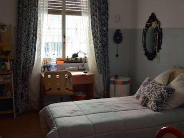 Camera in appartamento condiviso a Napoli