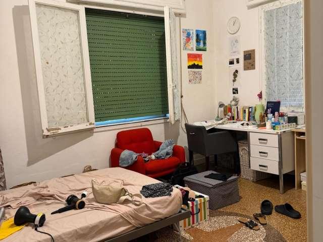 Camera in appartamento condiviso a Bologna