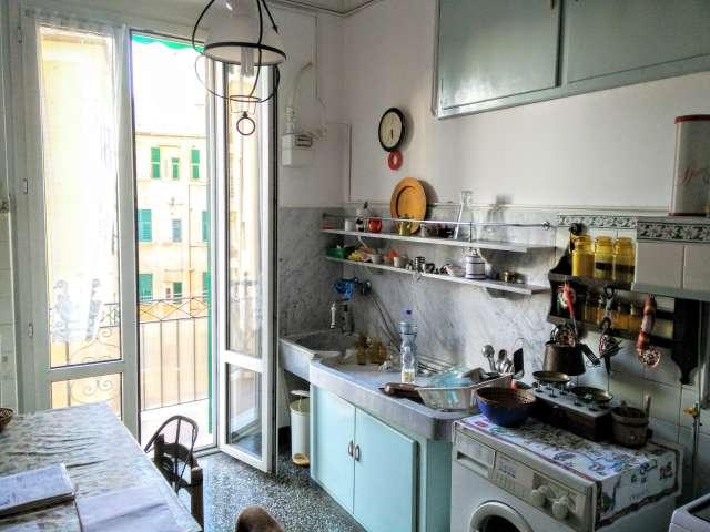 Camera in appartamento condiviso a Genova