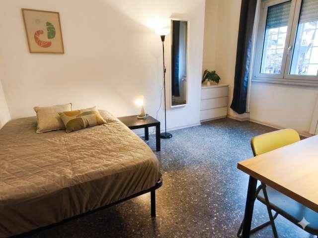 Camera in appartamento condiviso a Tormarancia, Roma