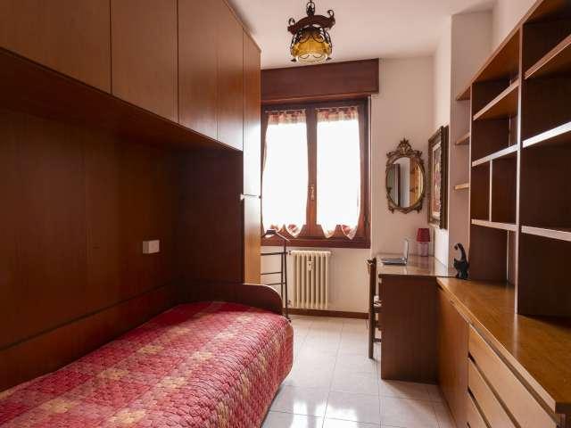 Camera in appartamento condiviso con 3 camere da letto a Niguarda Ca' Granda, Milano