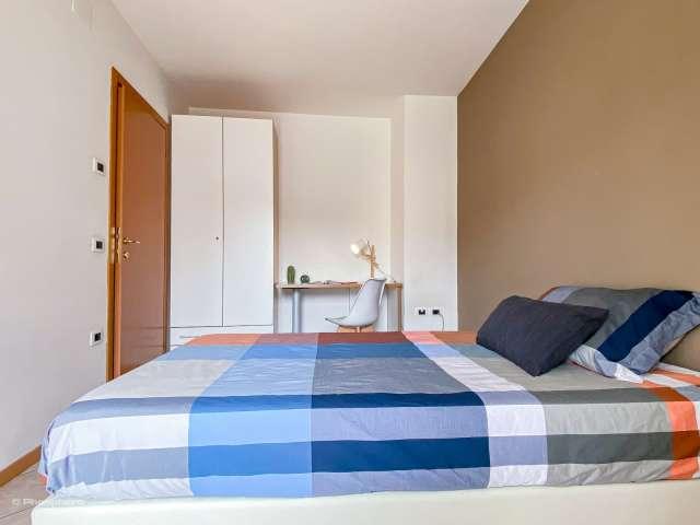 Camera in appartamento condiviso con 3 camere da letto nel Centro Storico, Trento