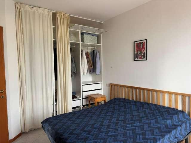 Camera in appartamento condiviso con 1 camera da letto, Navigli, Milano