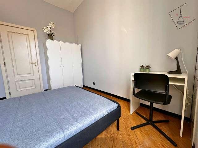 Camera in appartamento condiviso con 2 camere da letto, Barriera di Milano