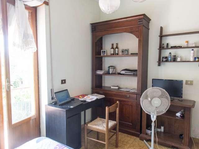 Camera in appartamento condiviso con 7 camere da letto, Sette Bagni, Roma