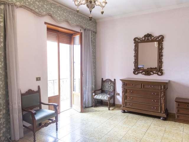 Camera in appartamento condiviso con 7 camere da letto, Sette Bagni, Roma