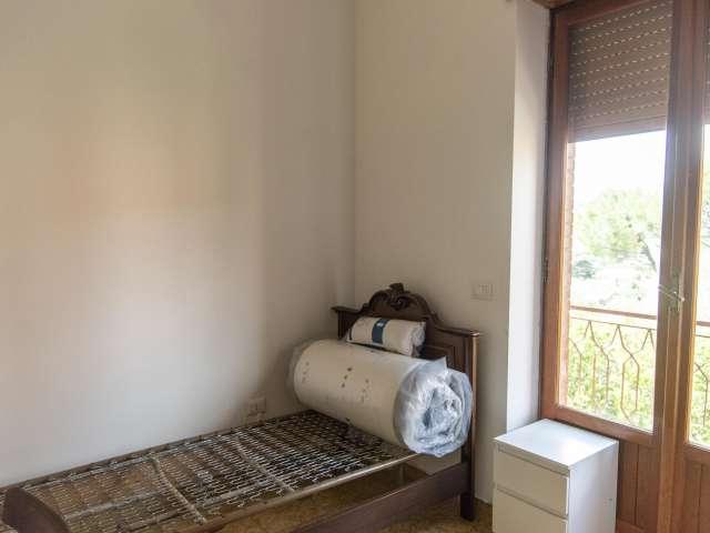 Camera in appartamento condiviso con 7 camere da letto, Sette Bagni, Roma