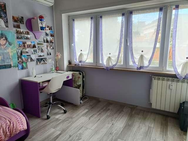 Camera in appartamento condiviso con 4 camere da letto, Garbatella