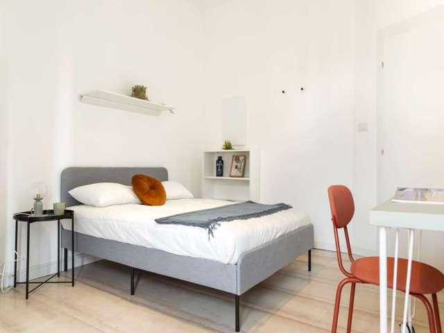 Camera in appartamento condiviso con 6 camere da letto, Bande Nere, Milano