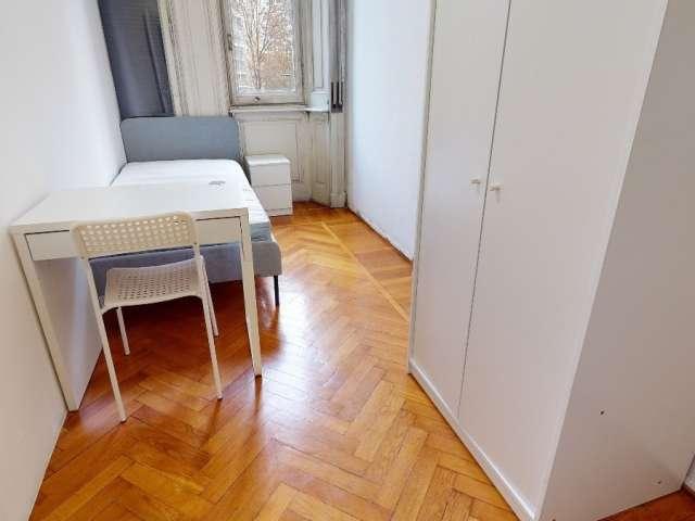 Camera in appartamento condiviso da 6 posti letto, Buenos Aires Venezia