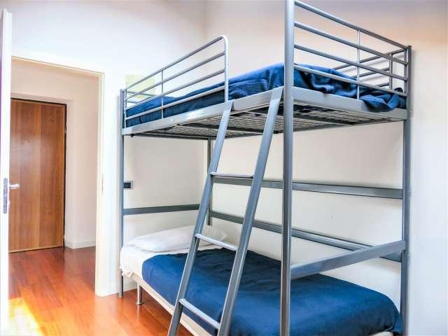 Camera in appartamento condiviso in affitto nel centro storico di Trento