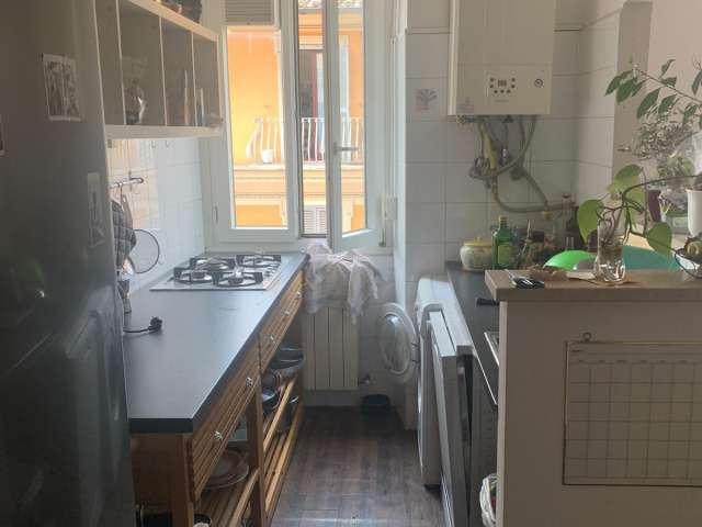 Camera in appartamento condiviso in affitto a Rione Castro Pretorio