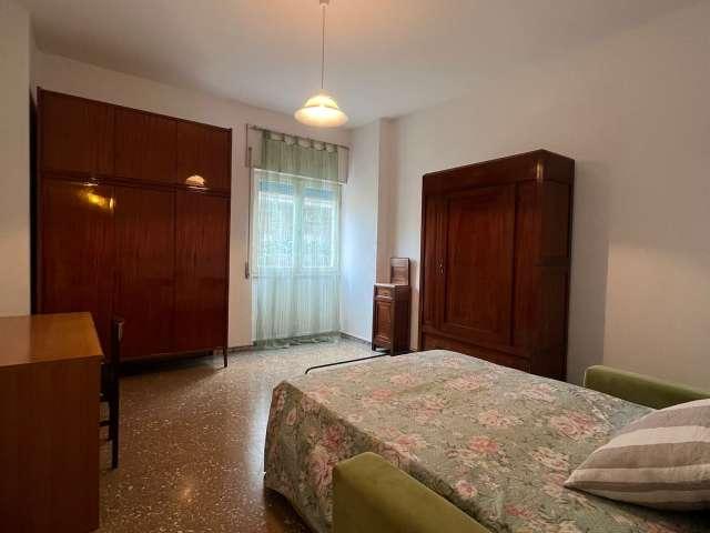 Camera in un appartamento condiviso a Centocelle, Roma