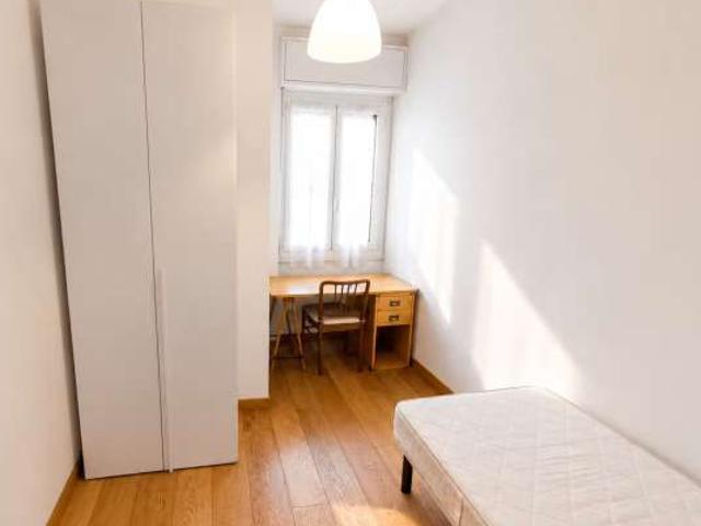 Camera in un appartamento condiviso con 3 camere da letto, Maciachini Maggiolina