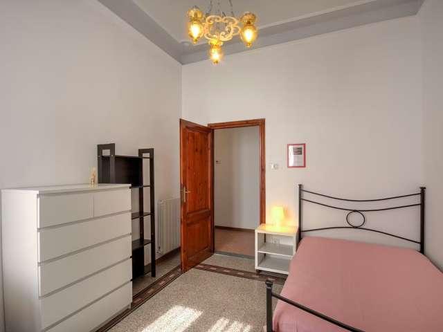 Camera in un appartamento condiviso con 4 camere da letto in affitto a Leopoldo