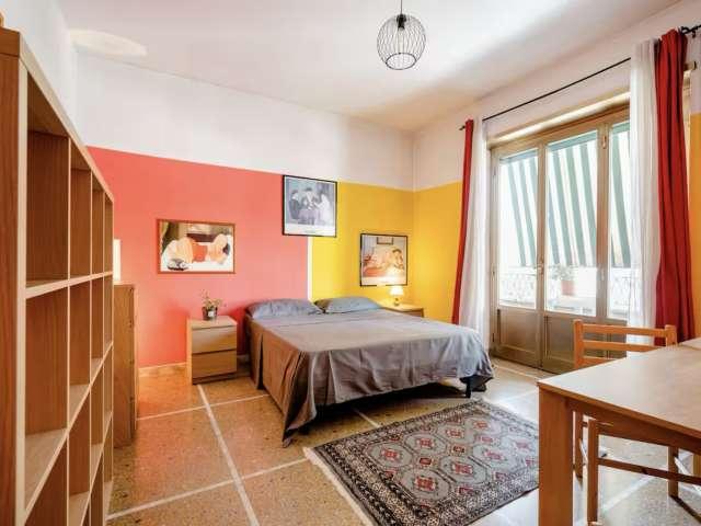 Camera in un appartamento condiviso con 4 camere da letto in Aurelio Sud, Roma